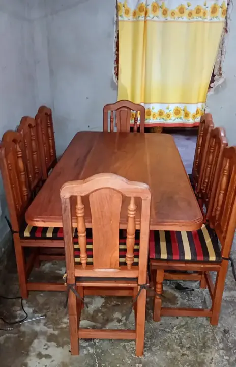Foto de comprador de Juego de Comedor de Algarrobo Expandible para 6 Personas 5