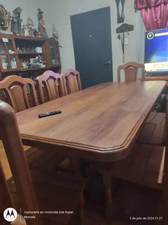 Foto de comprador de Juego de Comedor de Algarrobo con Mesa Ovalada para 8 Personas 1