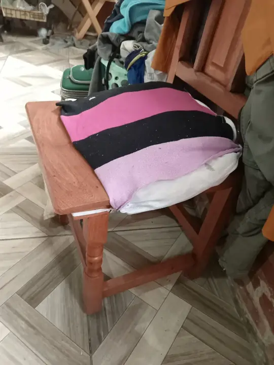 Foto de comprador de Juego de Comedor de Algarrobo con Mesa Ovalada para 8 Personas 5