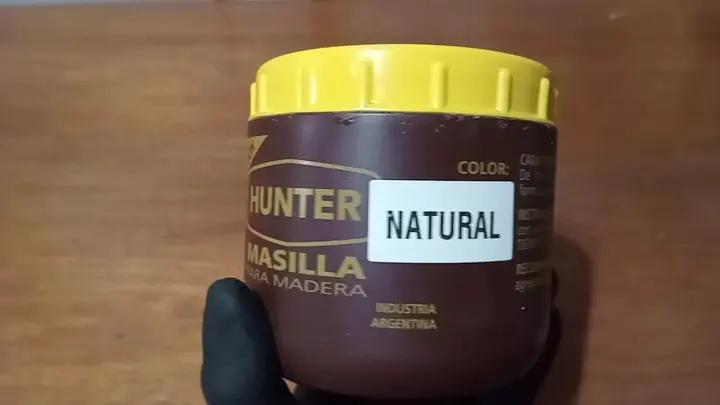 Foto de comprador de Hunter Masilla Para Madera X 0.5 Kg Color Natural 3