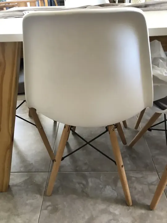 Foto de comprador de Sillas x6 Diseño Eames Patas Madera Para Tu Casa 6